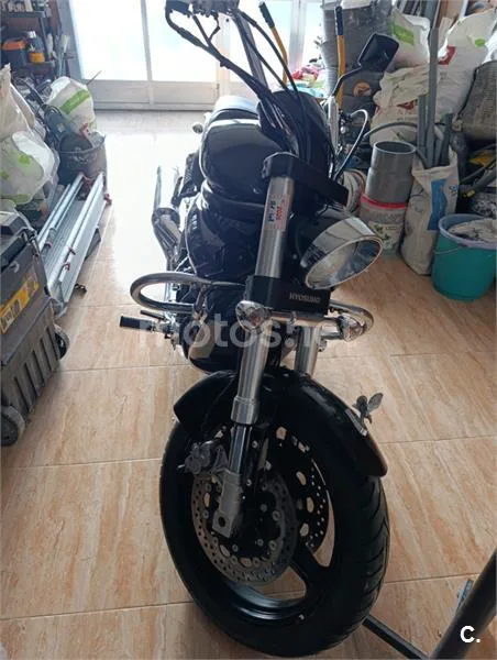 Hyosung Aquila GV 650i Pro – Vista 3