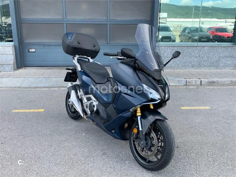 Honda Forza 750 – Vista 19