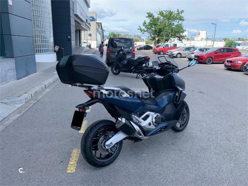Honda Forza 750 – Vista 4