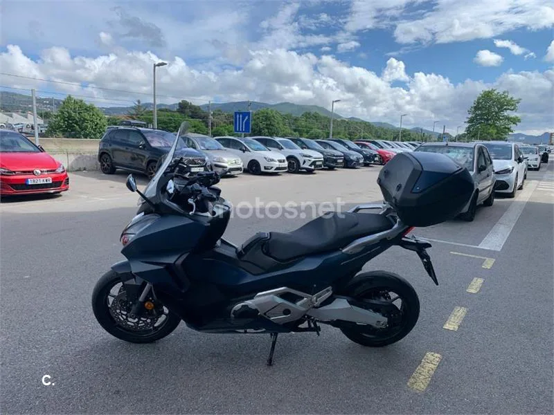 Honda Forza 750 – Vista 6
