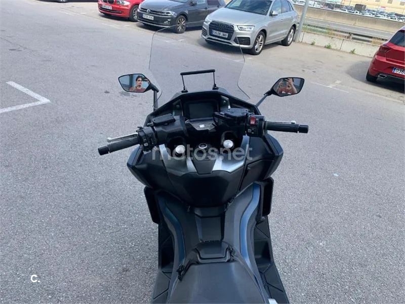 Honda Forza 750 – Vista 8