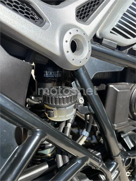 BMW R nineT – Vista 7