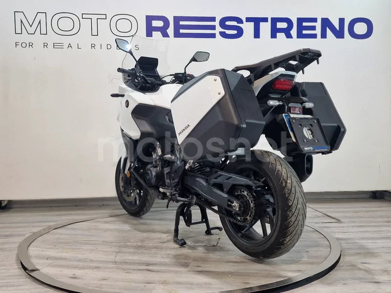 Honda NT1100 – Vista 3