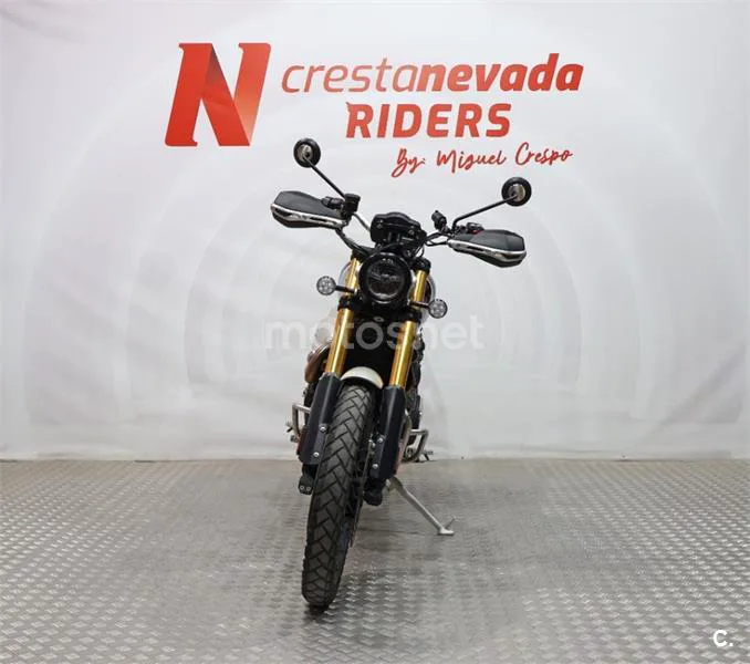 Triumph Scrambler 1200 – Vista 5