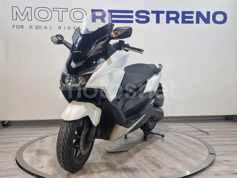 Honda Forza 125 – Vista 5