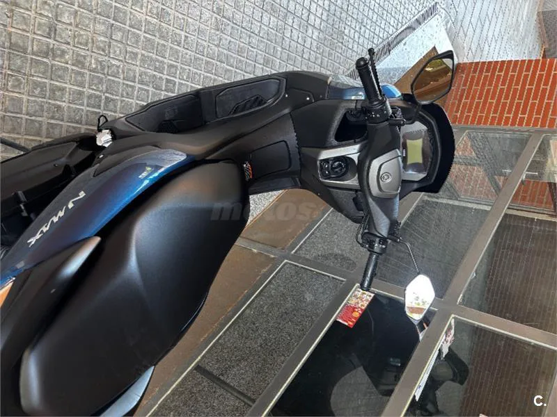 Yamaha NMAX – Vista 3
