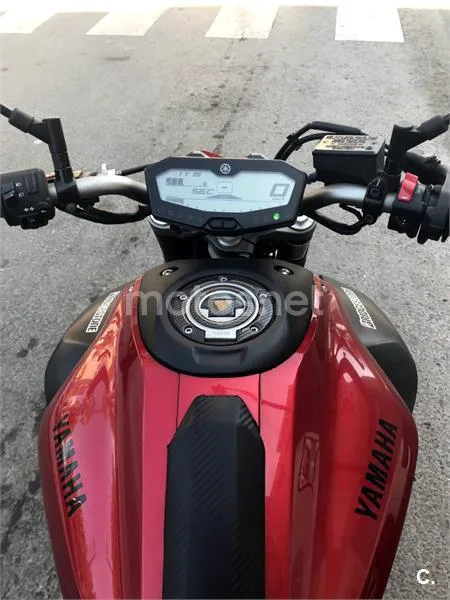 Yamaha MT-07 - Vista 3