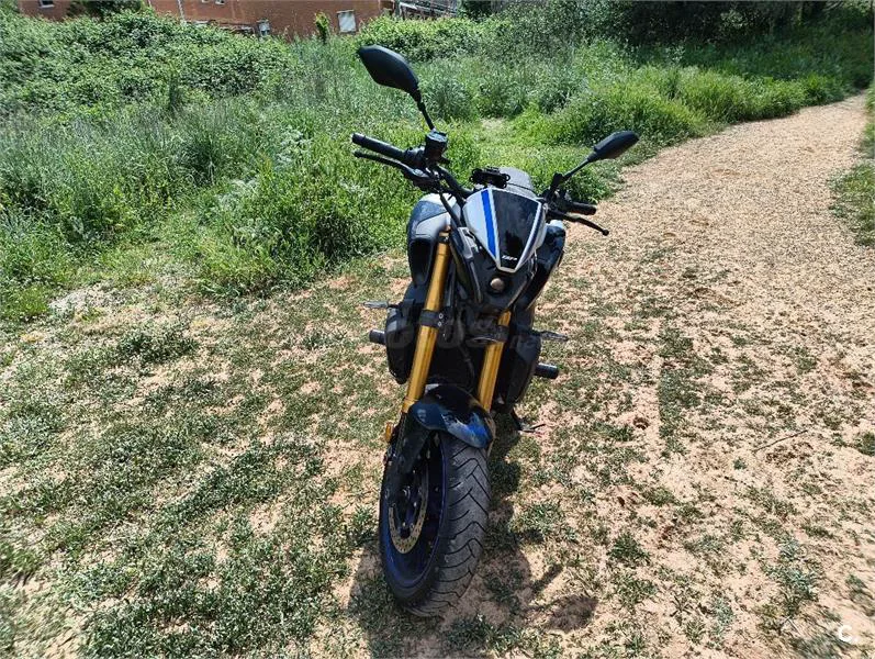 Yamaha MT-09 – Vista 3