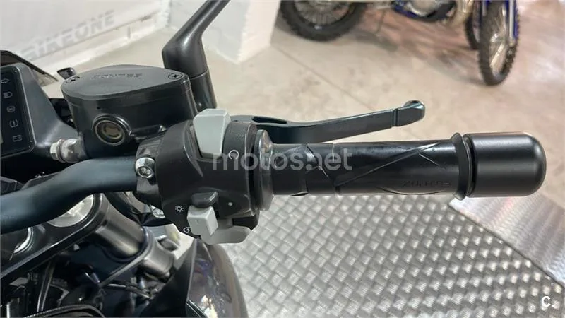 Zontes 125 Z2 – Vista 12