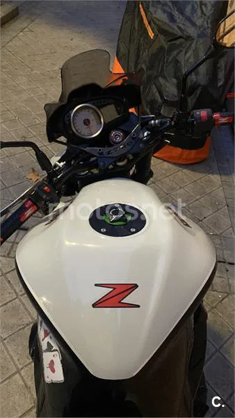Kawasaki Z750 – Vista 5