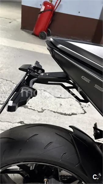 Suzuki GSX-8S – Vista 4