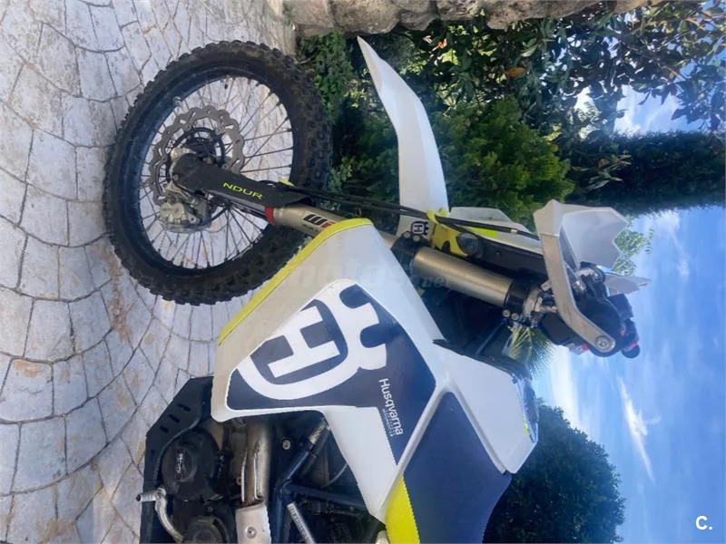 Husqvarna 701 Enduro – Vista 9