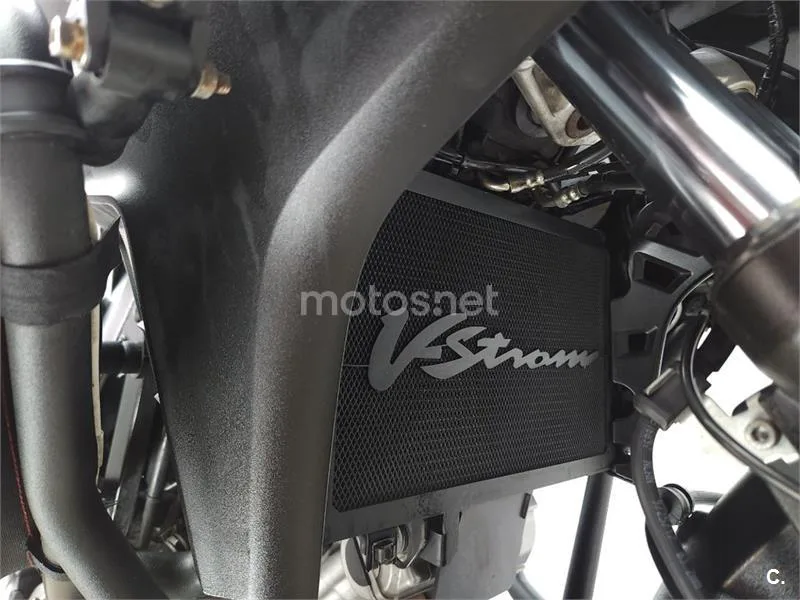 Suzuki V-Strom 650 – Vista 20