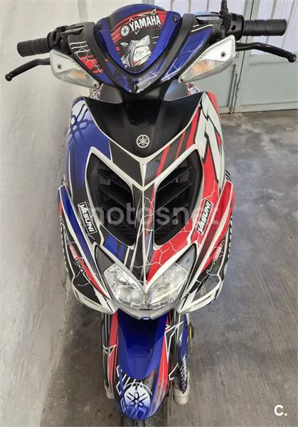 Yamaha Aerox 50 R – Vista 4