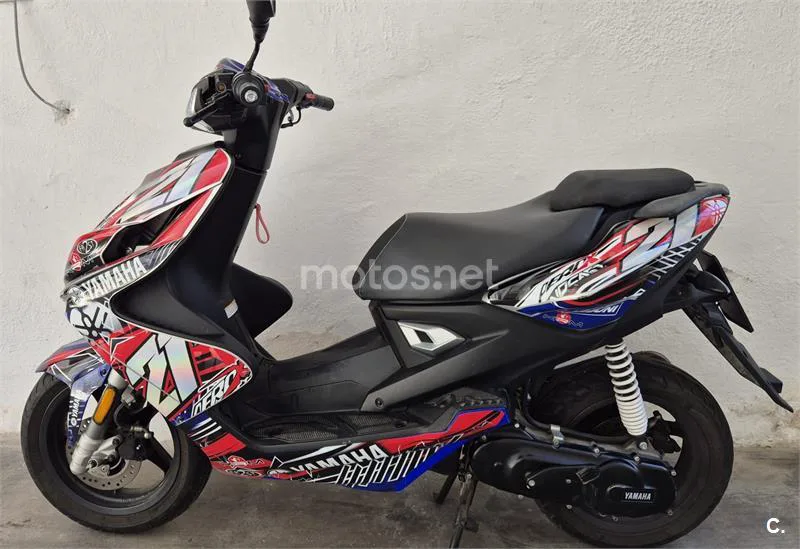 Yamaha Aerox 50 R – Vista 5