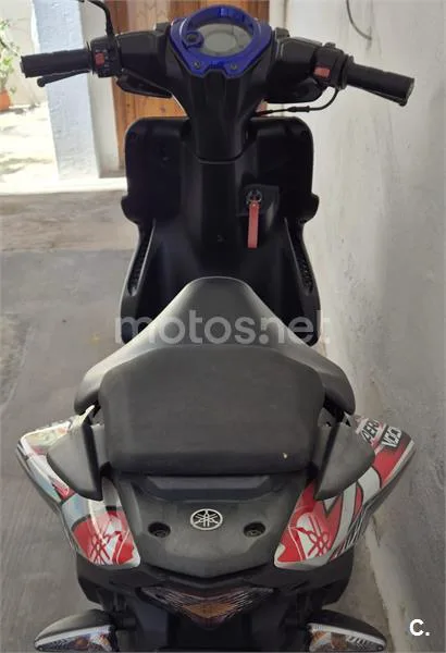 Yamaha Aerox 50 R – Vista 9