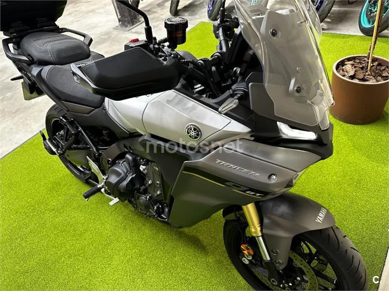 Yamaha Tracer 9 – Vista 11