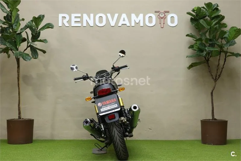 Royal Enfield Interceptor 650 – Vista 3