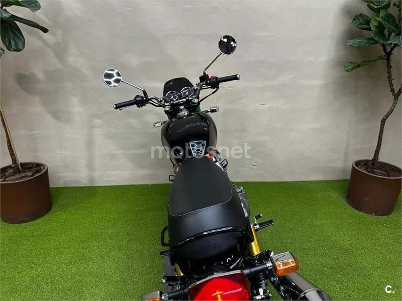 Royal Enfield Interceptor 650 – Vista 9