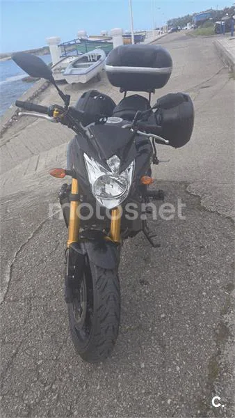 Yamaha FZ8 – Vista 2