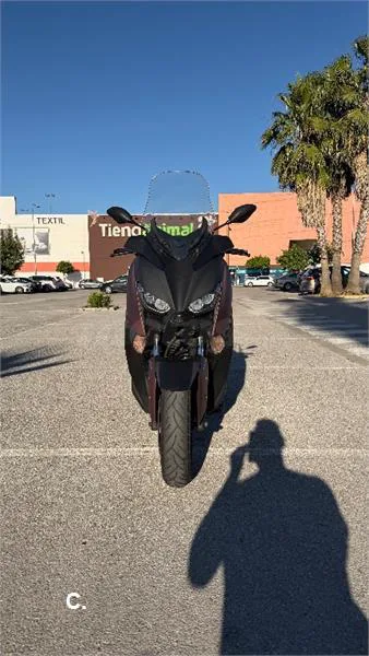 Yamaha XMAX 300 – Vista 3