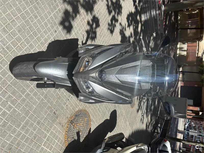Kymco Grand Dink 125 – Vista 2