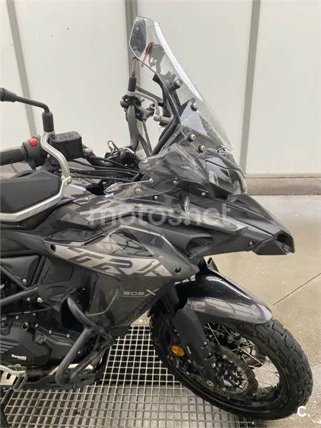 Benelli TRK 502 – Vista 4