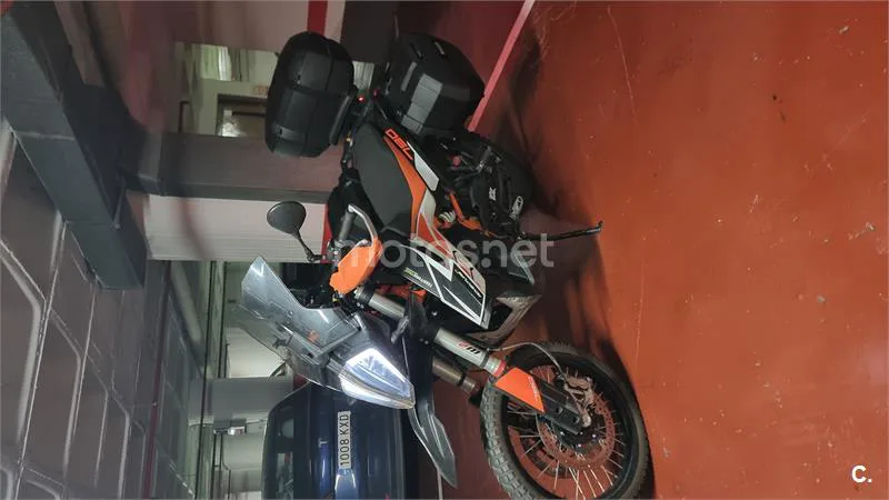 KTM 790 – Vista 7