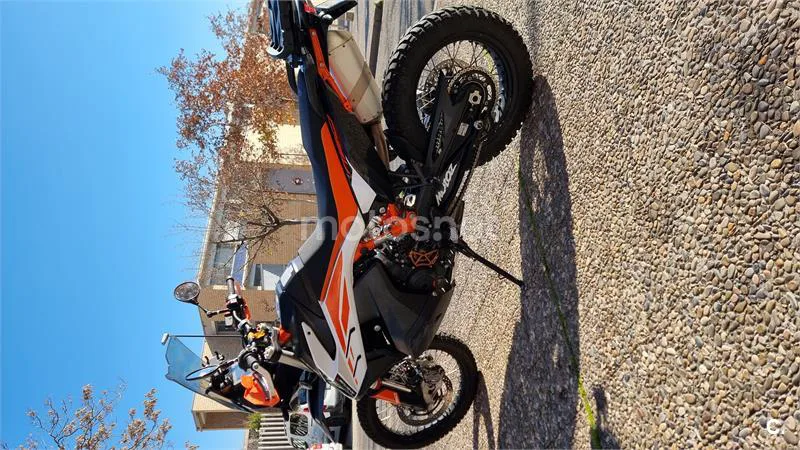 KTM 790 – Vista 8