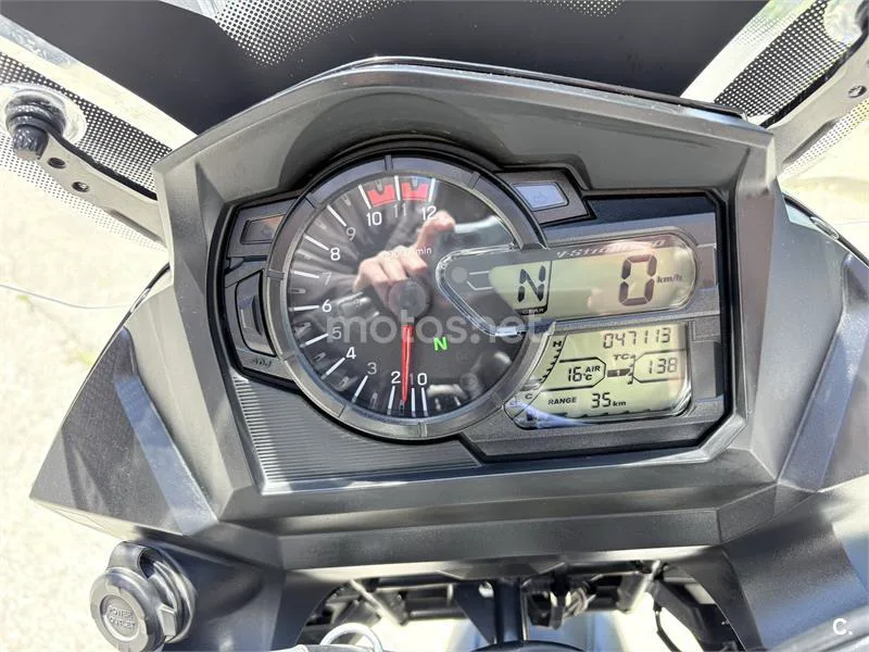 Suzuki V-Strom 650 XT – Vista 2