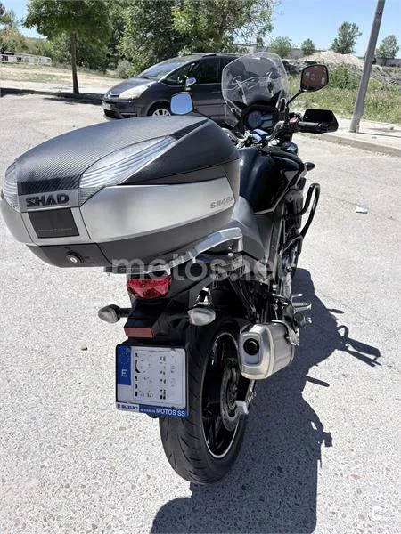 Suzuki V-Strom 650 XT – Vista 4