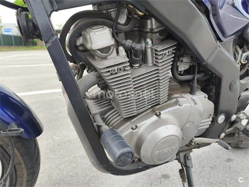 Suzuki GS 500 – Vista 4