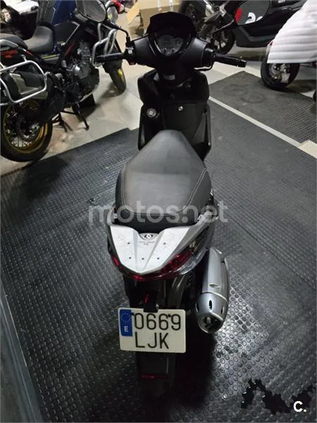 Kymco Agility City 125 – Vista 8