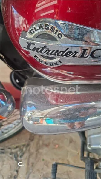 Suzuki Intruder 250 – Vista 2