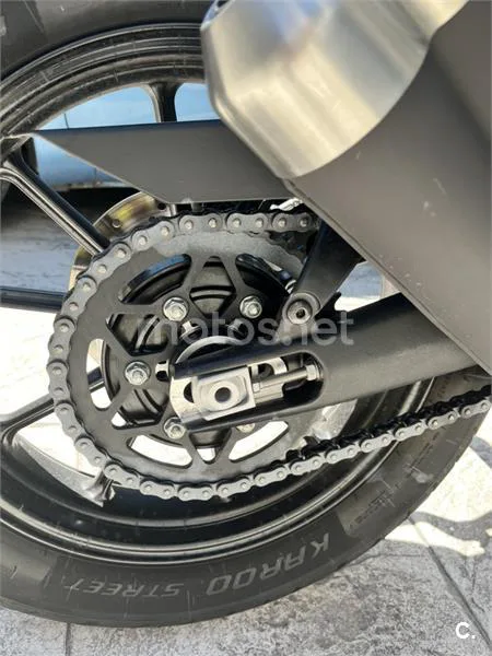 Triumph Scrambler 400 X – Vista 9