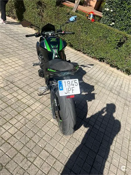 Kawasaki Z800 – Vista 4