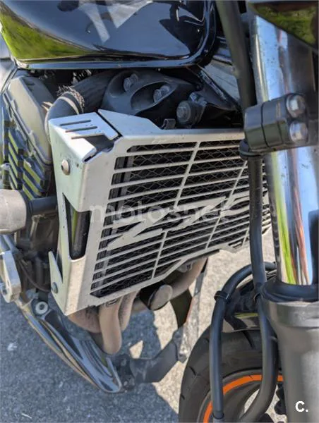 Kawasaki Z750 – Vista 15