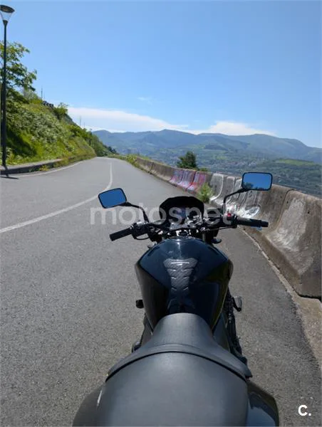 Kawasaki Z750 – Vista 5