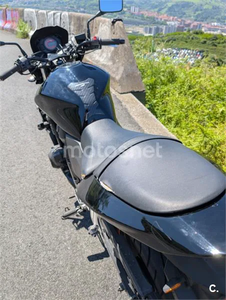 Kawasaki Z750 – Vista 7