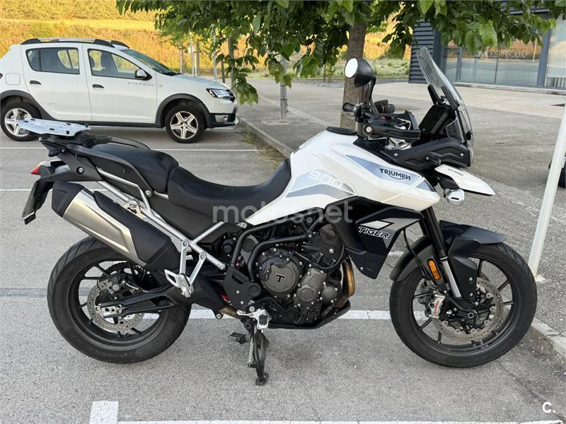 Triumph Tiger 900 – Vista 4