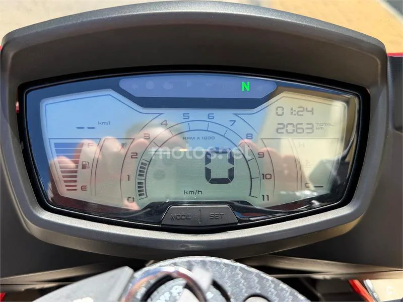 Aprilia Tuono 125 – Vista 5