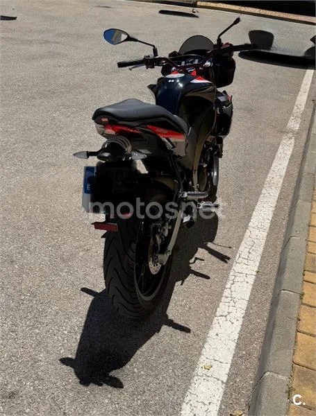Aprilia Tuono 125 – Vista 8