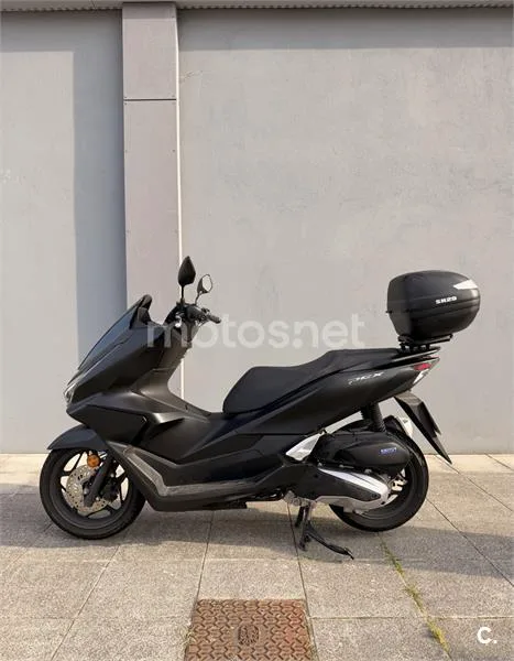 Honda PCX 125 – Vista 3