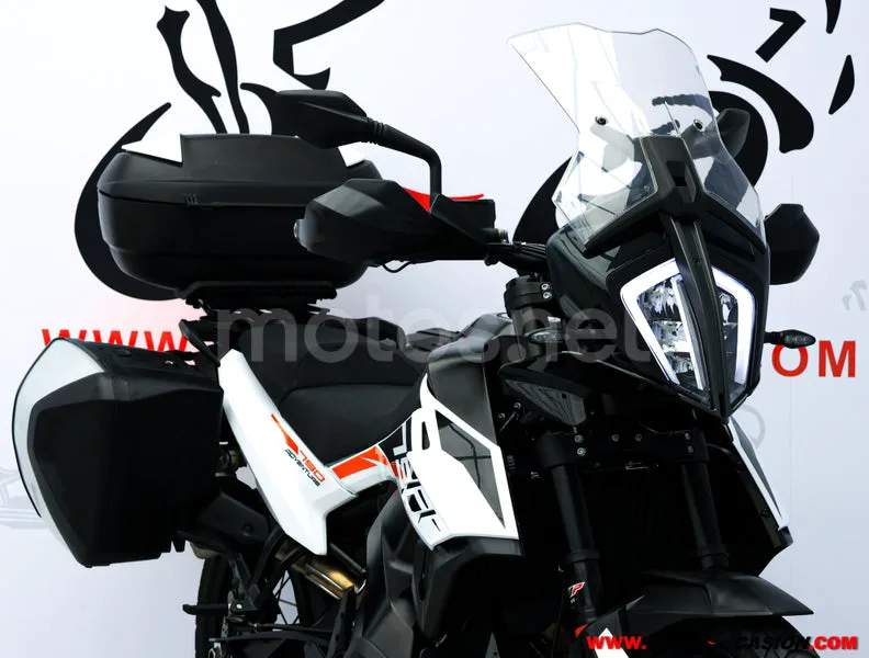 KTM 790 – Vista 4
