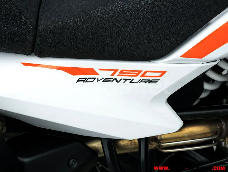 KTM 790 – Vista 9