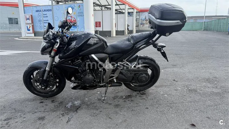 Honda CB 1000R – Vista 2