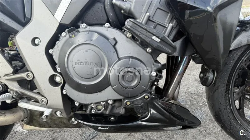 Honda CB 1000R – Vista 4