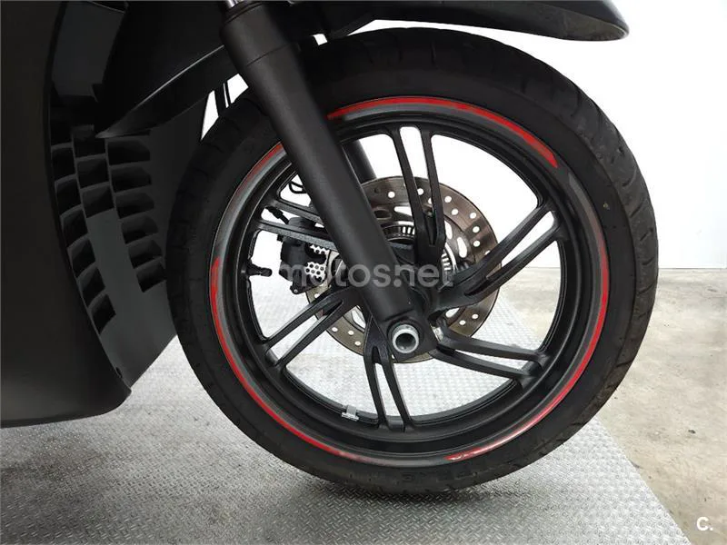 Honda SH 350i – Vista 11