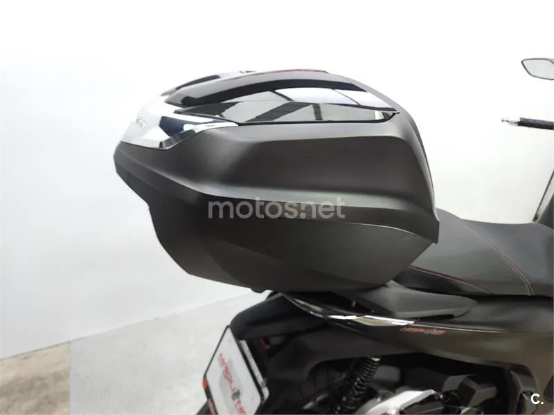 Honda SH 350i – Vista 13