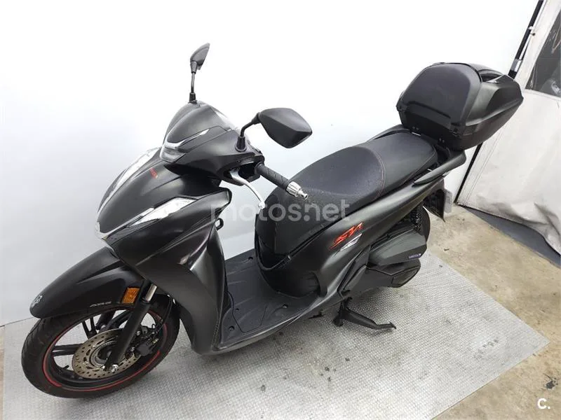 Honda SH 350i – Vista 17